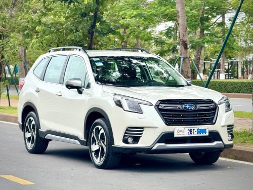 Subaru Forester 2.0 i.S EyeSight​ (ឡានមូល ទឹកថ្នាំ ១០០%)