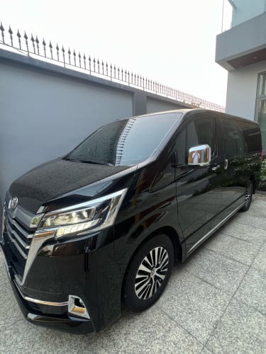 Toyota Granvia ម្ចាស់ផ្ទាល់