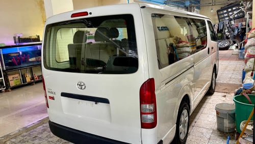 Toyota Hiace 2018 Original company car Urgent sale!!!