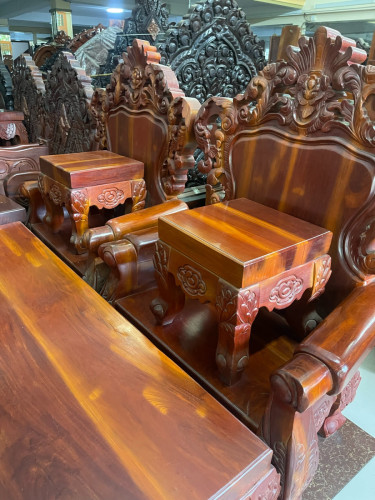 សាឡុងអុីតាលី ឈុតប្រាំពី លក់ឡៃឡុងលាងឃ្លាំង