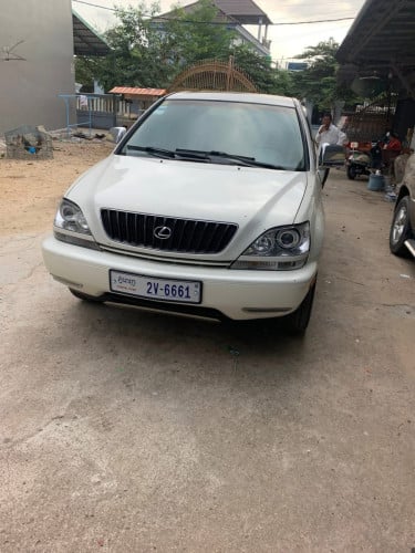 ឡានស្អាតលក់ប្រញាប់លុយ