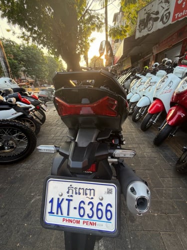 ម៉ូតូស្អាត
