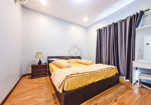 (130sqm) Spacious 2 Bedrooms Apartment for RENT near Russian Market