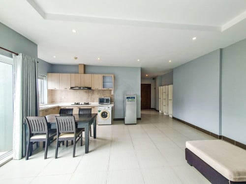 (130sqm) Spacious 2 Bedrooms Apartment for RENT near Russian Market