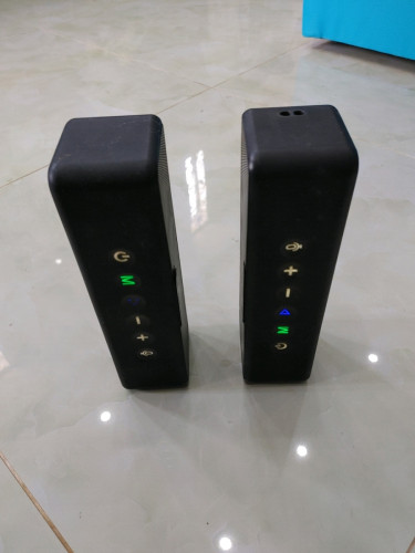 ស្ពីខើរ 2 តម្លៃ 9 ដុល្លារ (Baseus V1 Bluetooth Speaker) 2 Speakers