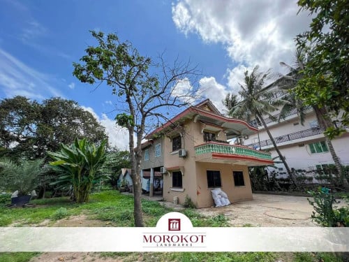ដី&ផ្ទះដាក់លក់បន្ទាន់ (និរោធ ច្បារអំពៅ)