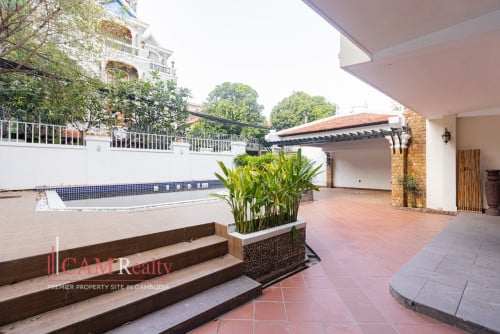 【日本語も対応可能】BKK1 area | Modern style 15 bedrooms villa for rent | Swimming Pool