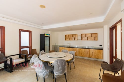 【日本語も対応可能】BKK1 area | Modern style 15 bedrooms villa for rent | Swimming Pool