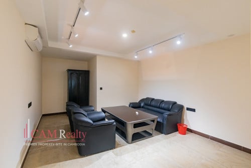 【日本語も対応可能】BKK1 area | Modern style 15 bedrooms villa for rent | Swimming Pool