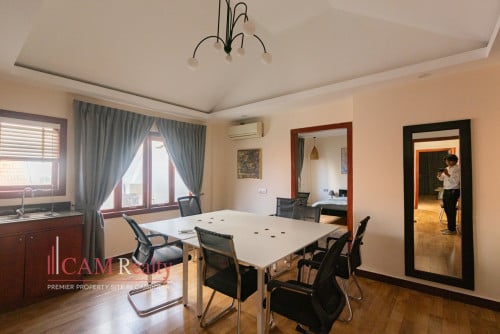 【日本語も対応可能】BKK1 area | Modern style 15 bedrooms villa for rent | Swimming Pool
