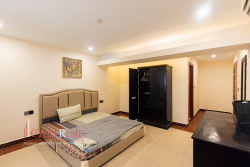 【日本語も対応可能】BKK1 area | Modern style 15 bedrooms villa for rent | Swimming Pool