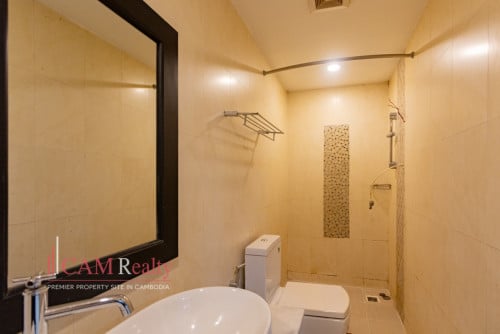 【日本語も対応可能】BKK1 area | Modern style 15 bedrooms villa for rent | Swimming Pool