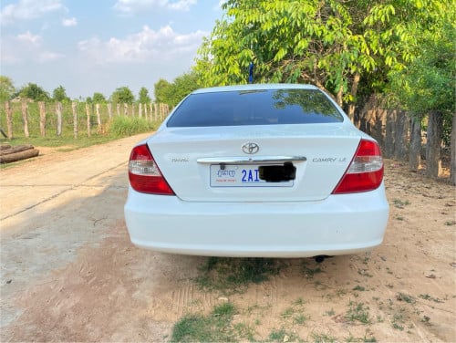 ឡានលក់ Camry LE02