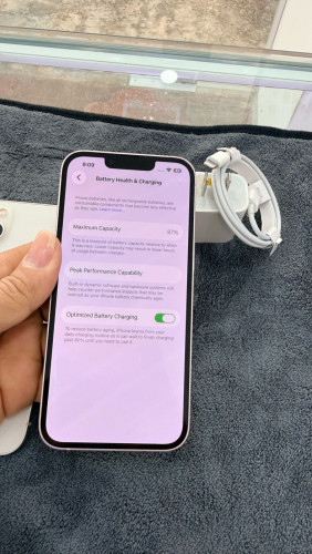 លក់iPhone 13 សានុំហ្សុីន