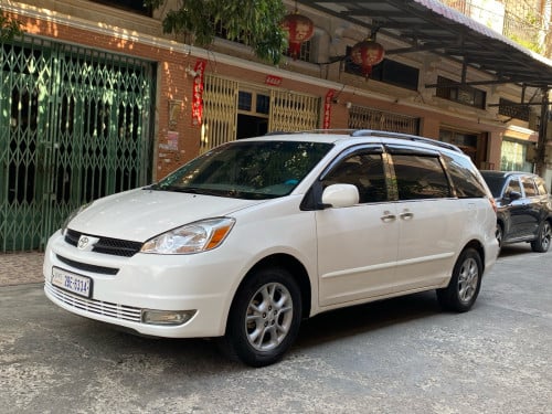 ឡានលក់ Toyota Sienna ឆ្នាំ04 XLE ប៉ុង1