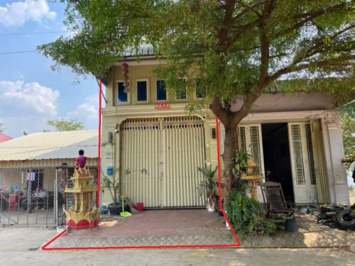 ๐ฆHouse Available for Urgent Sale at a Special Price (Negotiable).