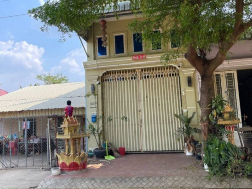 ๐ฆHouse Available for Urgent Sale at a Special Price (Negotiable).
