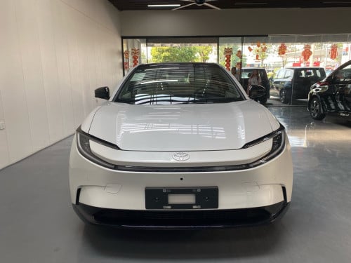 👉BZ5X 630Km  35600$ ចរចាបាន