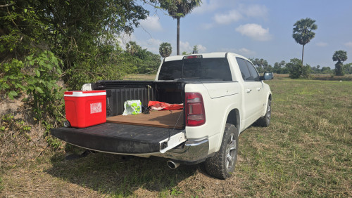 🔥 10L/100km RAM 1500 លឿងក្នុង Full option 2020 | 5.7L HEMI V8 with ECO mode engine 🔥