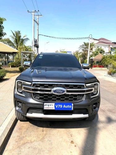 98% Original 2023 Ford Everest Titamiun Full 2.0L Diesel ជាង3មឺនkm