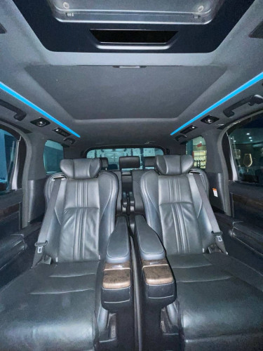 Alphard 2022