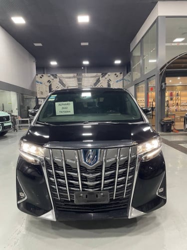 Alphard 2022