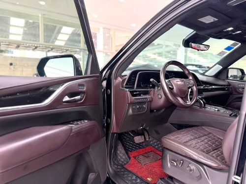 Cadillac Escalade ESV 2022 V8/6.2L