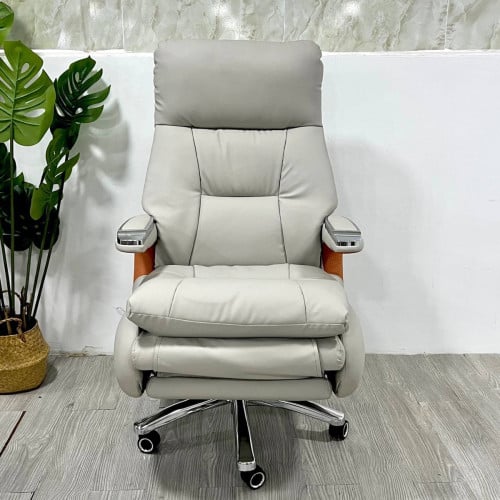 Chair boss