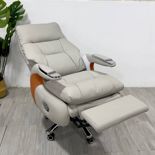 Chair boss
