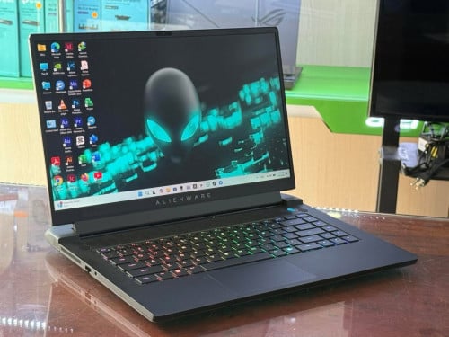 Dell Alienware m15 R6 / Core i7-11800H 2.3GHz / Ram 16GB /512GB /RTX 3060 6GB /15.6” 165Hz