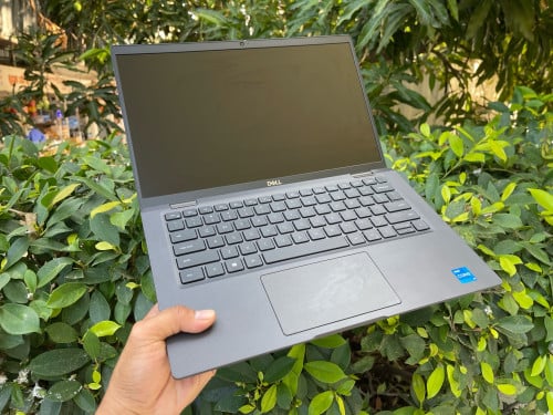Dell Latitude 7420 i5 ជំនាន់ទី11 មួយទឹកស្អាត (Grade A)