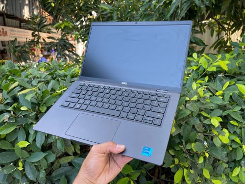 Dell Latitude 7420 i5 ជំនាន់ទី11 មួយទឹកស្អាត (Grade A)
