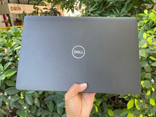 Dell Latitude 7420 i5 ជំនាន់ទី11 មួយទឹកស្អាត (Grade A)