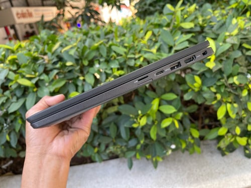 Dell Latitude 7420 i5 ជំនាន់ទី11 មួយទឹកស្អាត (Grade A)