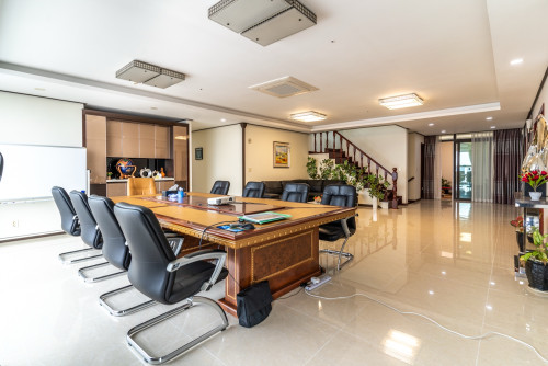 DUPLEX 4 Bedroom Penthouse for Rent in BKK1