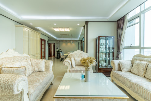 DUPLEX 4 Bedroom Penthouse for Rent in BKK1