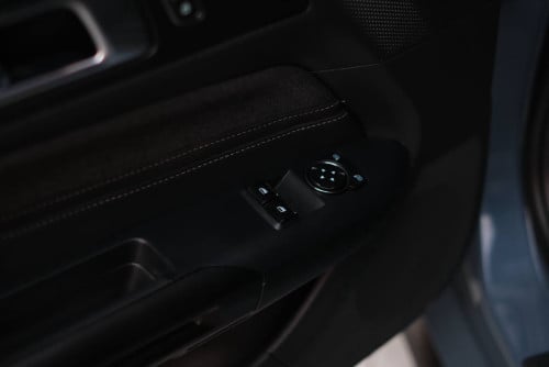 FORD MUSTANG 2024 full option ក្រដាសពន្ធ