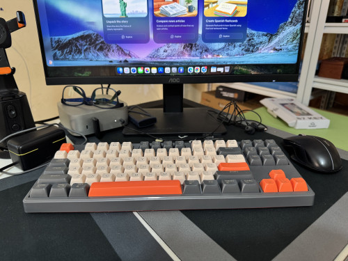 FreeWolf Bluetooth + Wireless 2.4G Keyboard