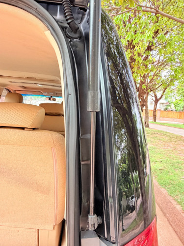 Hyundai Starex 09 HVX full option