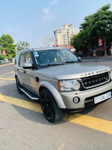 LAND ROVER DISCOVERY4(បង់រំលស់)