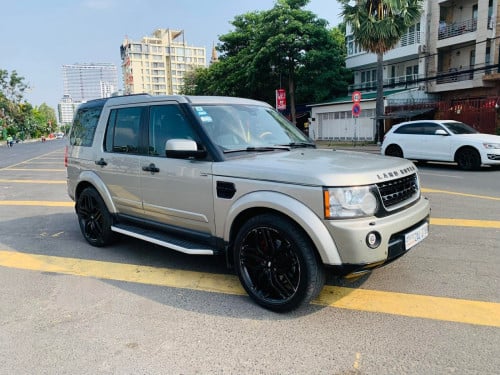 LAND ROVER DISCOVERY4(បង់រំលស់)