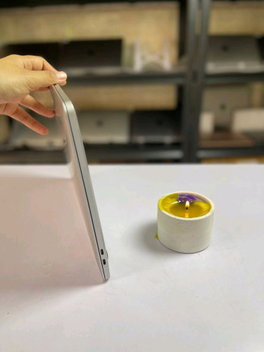 Macbook Pro Year2019 Touch Bar i7-16G