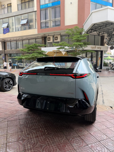 Mazda EZ-60 EREV អគ្គិសនីលាយសាំង