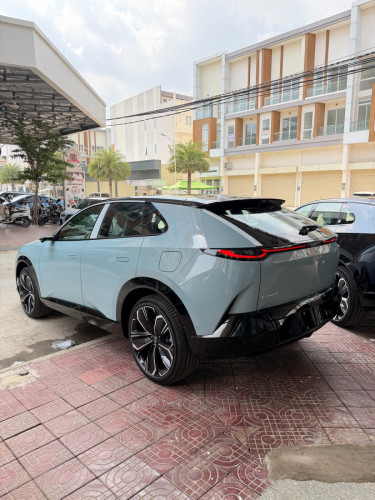 Mazda EZ-60 EREV អគ្គិសនីលាយសាំង