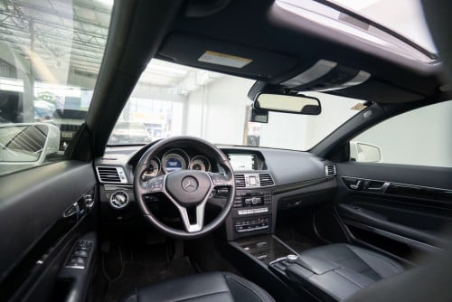 Mercedes benz E200 coupe