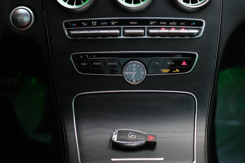 Mercedes C300 ក្រដាសពន្ធឡានមូល លក់clear stock