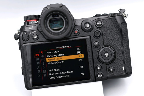 Panasonic LUMIX S1 Body
