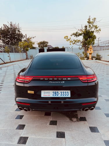 Porsche Panamera 4S Excutive 2.9 មាសុីនជំនាន់ថ្មី