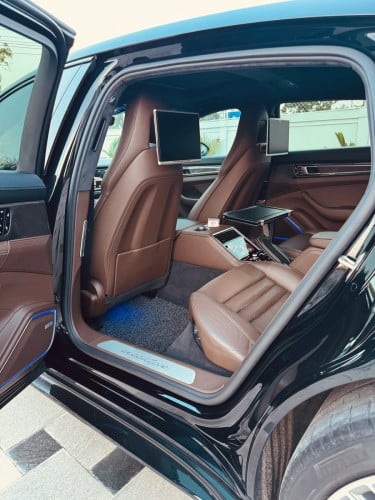 Porsche Panamera 4S Excutive 2.9 មាសុីនជំនាន់ថ្មី