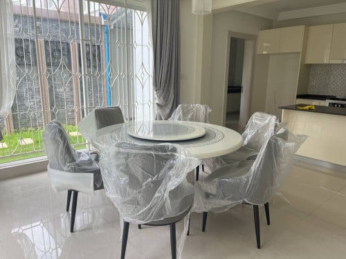 Queen 6 Bedrooms Villa for RENT in Peng Huoth 60M near AEON 3